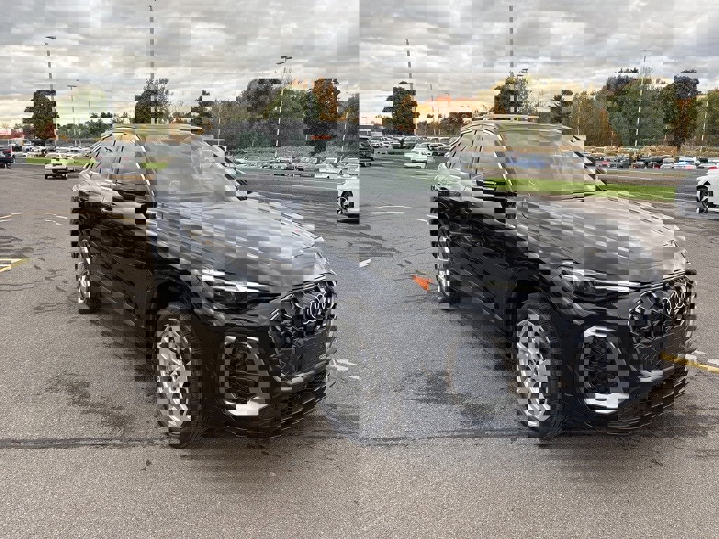 New 2025 Audi Q5 Premium Plus