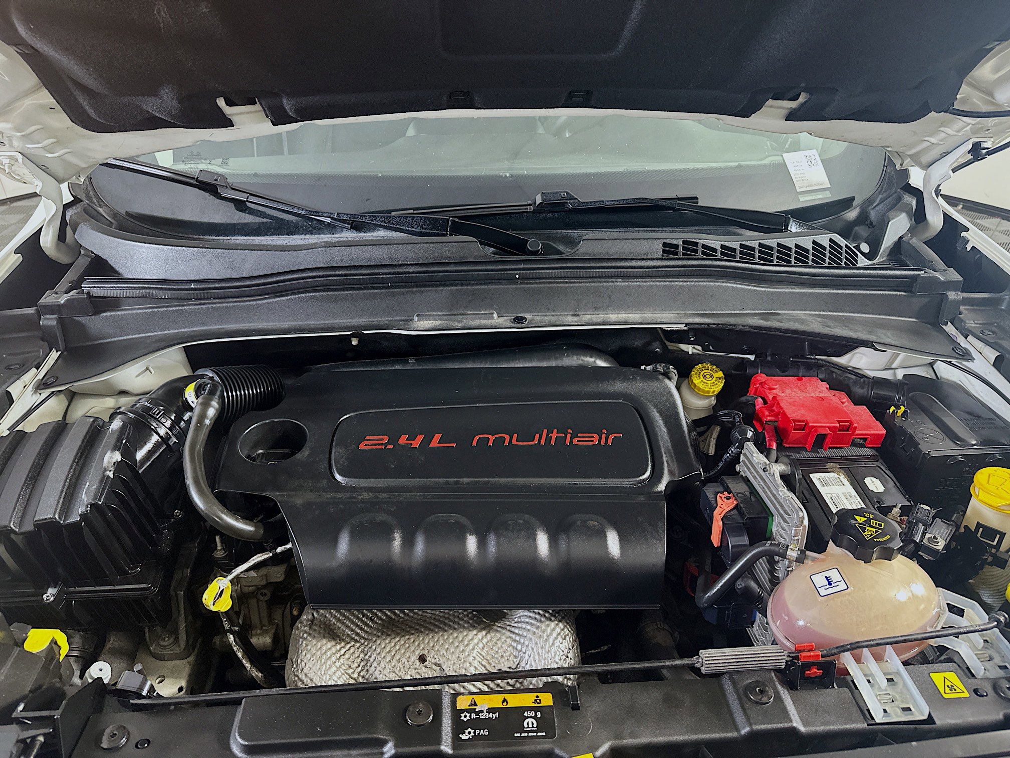 Used 2020 Jeep Renegade Latitude FWD image 32