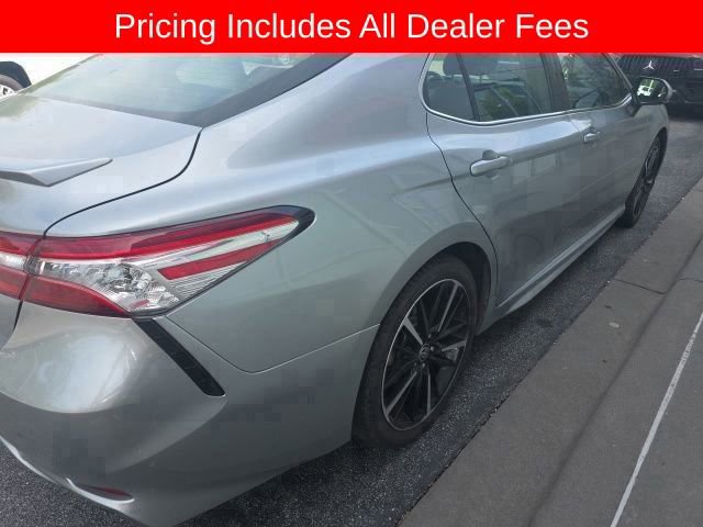 Used 2020 Toyota Camry XSE FWD image 11