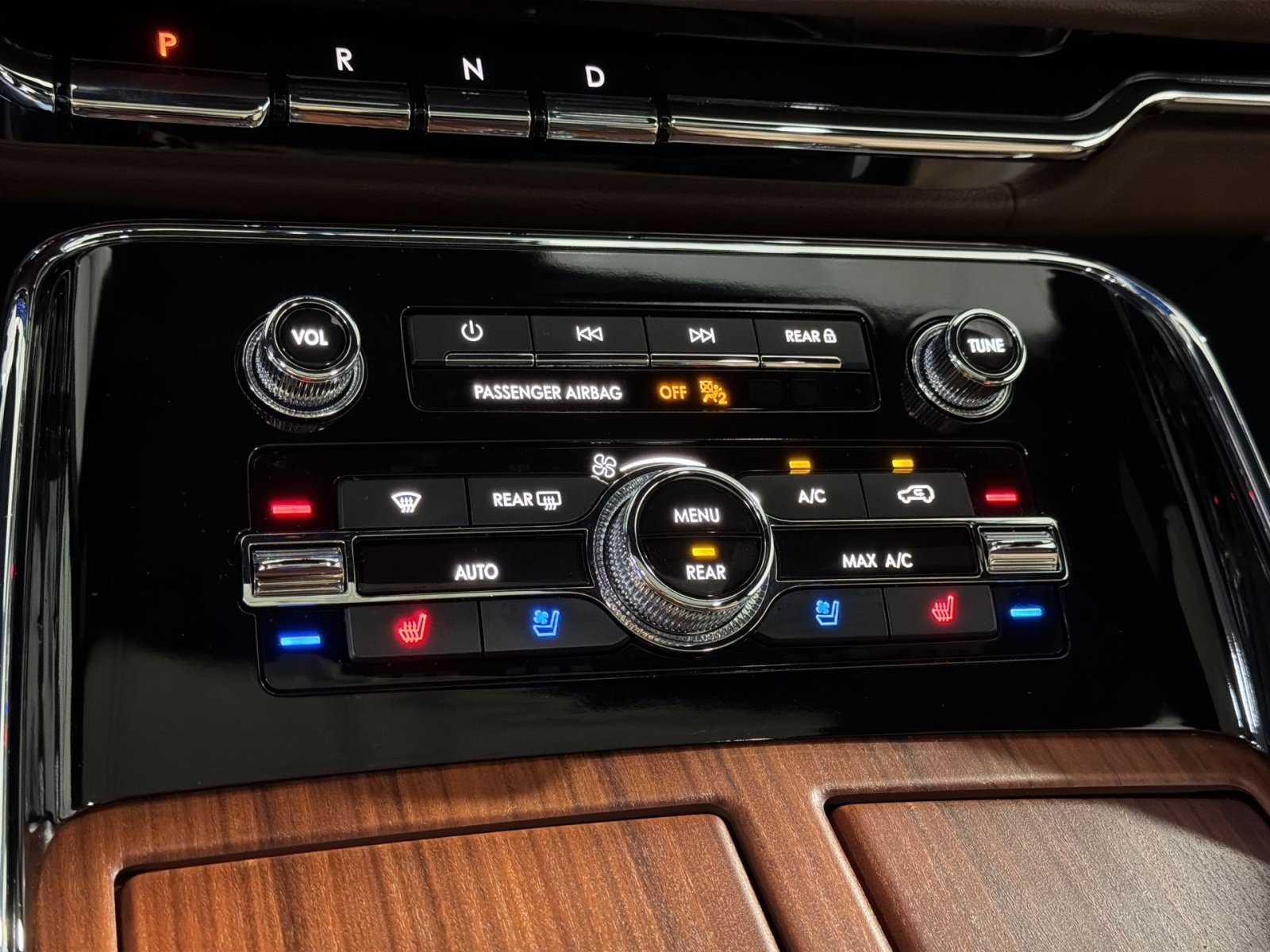 Used 2024 Lincoln Navigator Reserve AWD/4WD image 21