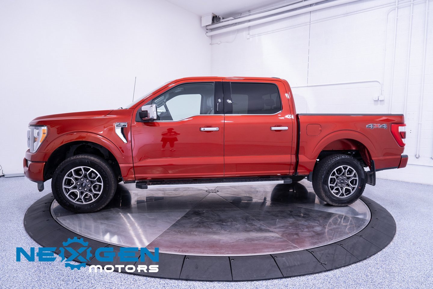 Used 2023 Ford F150 Lariat w/ Trailer Tow Package image 32