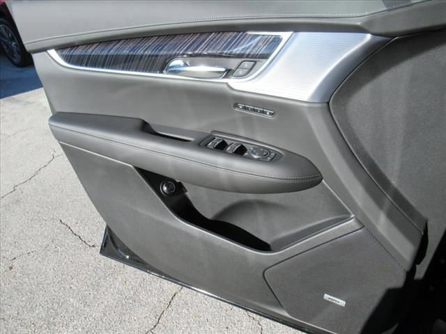 New 2025 Cadillac XT6 Premium Luxury image 26