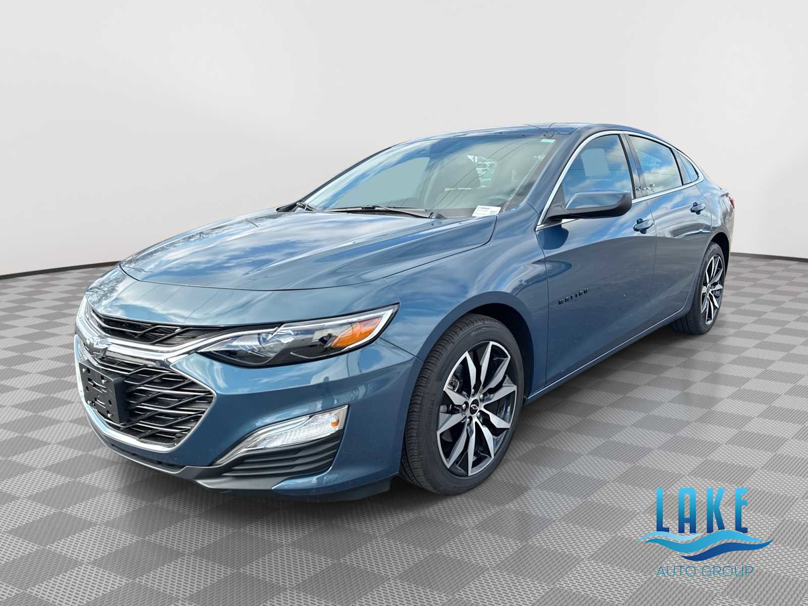 Certified 2025 Chevrolet Malibu RS w/ LPO, Floor Liner Package