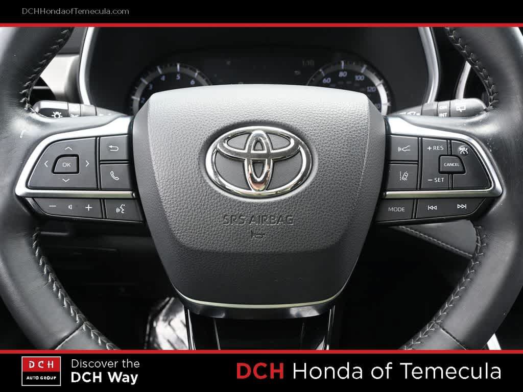 Used 2021 Toyota Highlander XLE FWD image 9