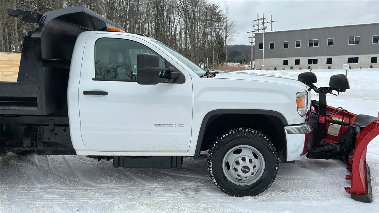 Used 2015 GMC Sierra 3500 4x4 Regular Cab w/ Sierra Convenience Package image 8