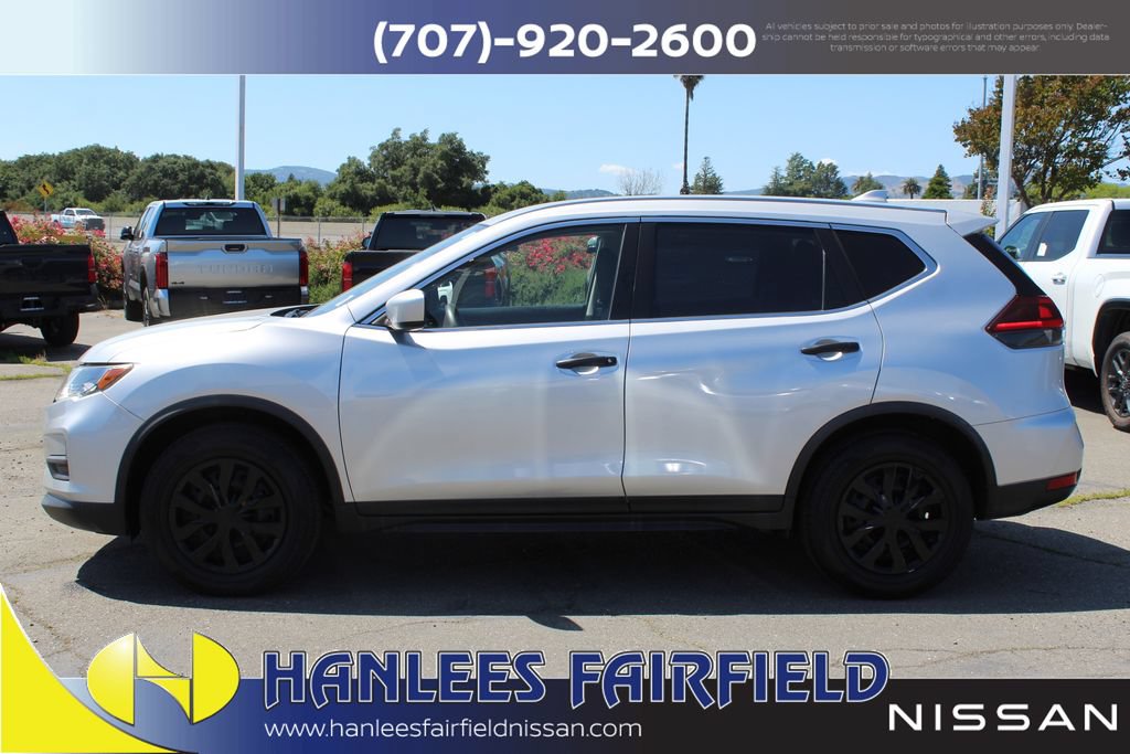 Used 2020 Nissan Rogue S FWD image 2
