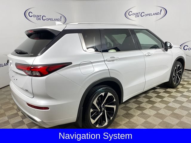 Used 2024 Mitsubishi Outlander SEL AWD/4WD image 7