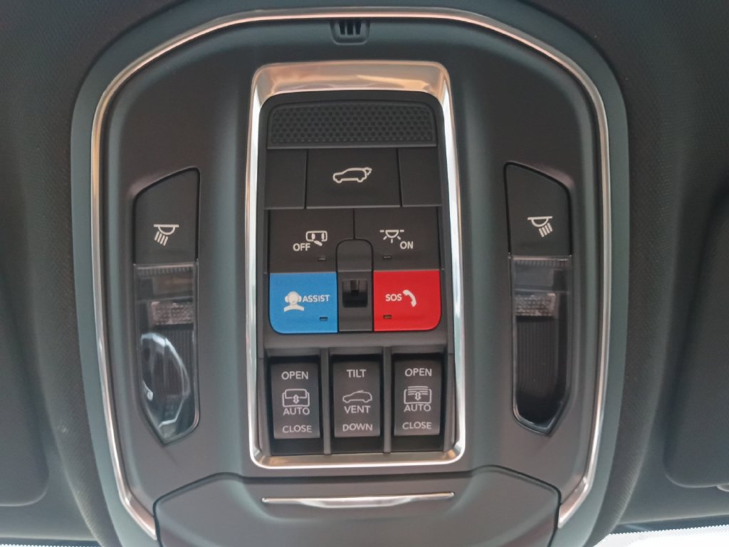 New 2027 Jeep Grand Cherokee L Limited w/ Limited Altitude Package AWD/4WD image 26