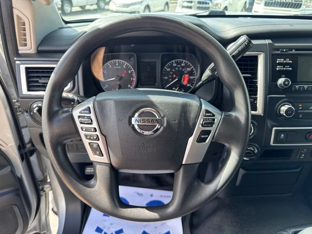 Used 2017 Nissan Titan S AWD/4WD image 14