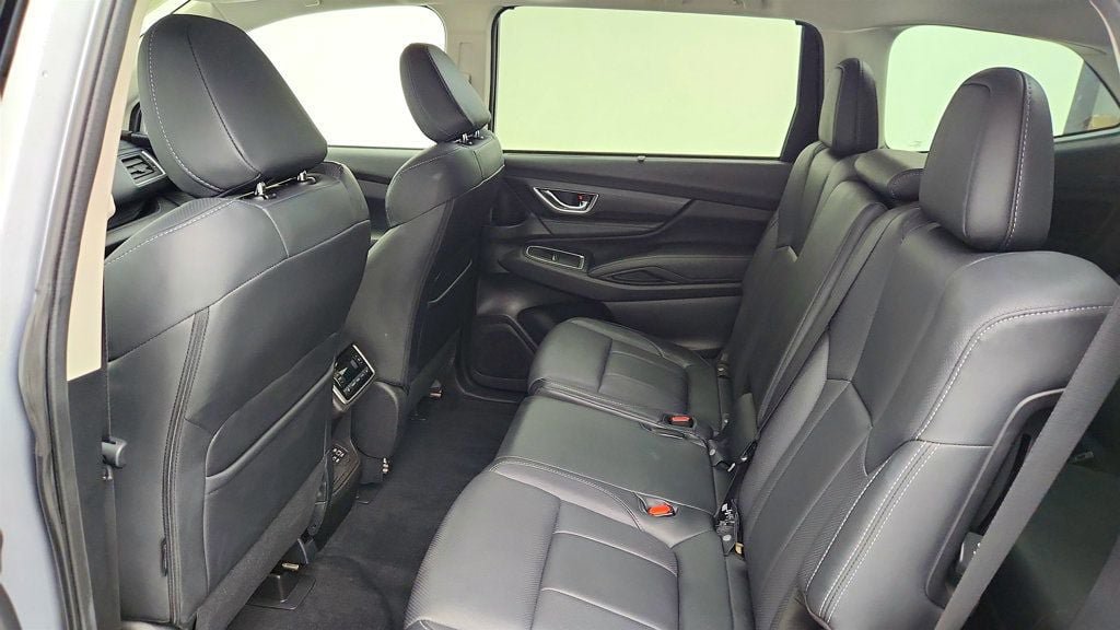 Used 2023 Subaru Ascent Limited AWD/4WD image 20