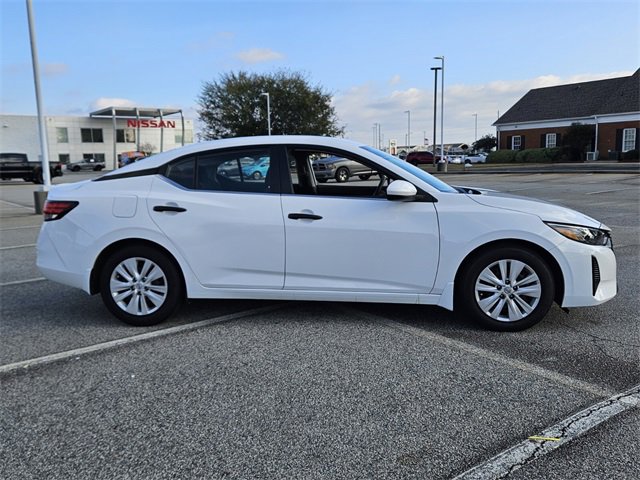 Used 2025 Nissan Sentra S image 13
