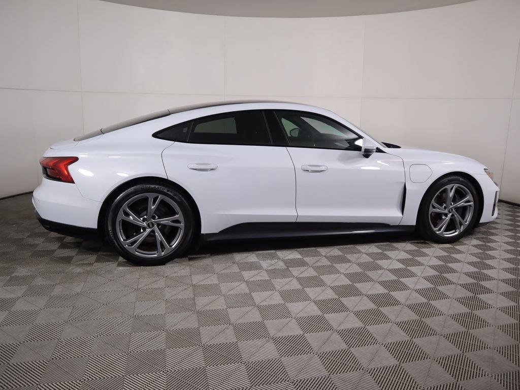Certified 2023 Audi e-tron GT Premium Plus image 4