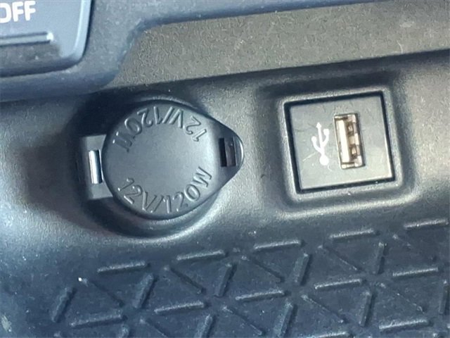 Used 2024 Toyota RAV4 LE image 10