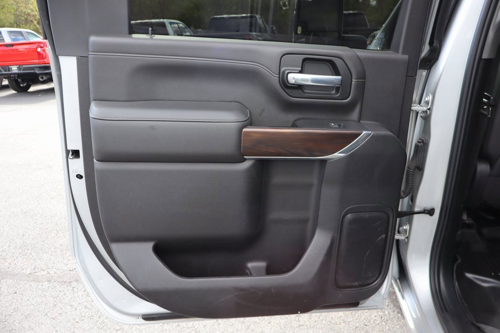 Used 2022 GMC Sierra 3500 SLT w/ SLT Convenience Package image 24