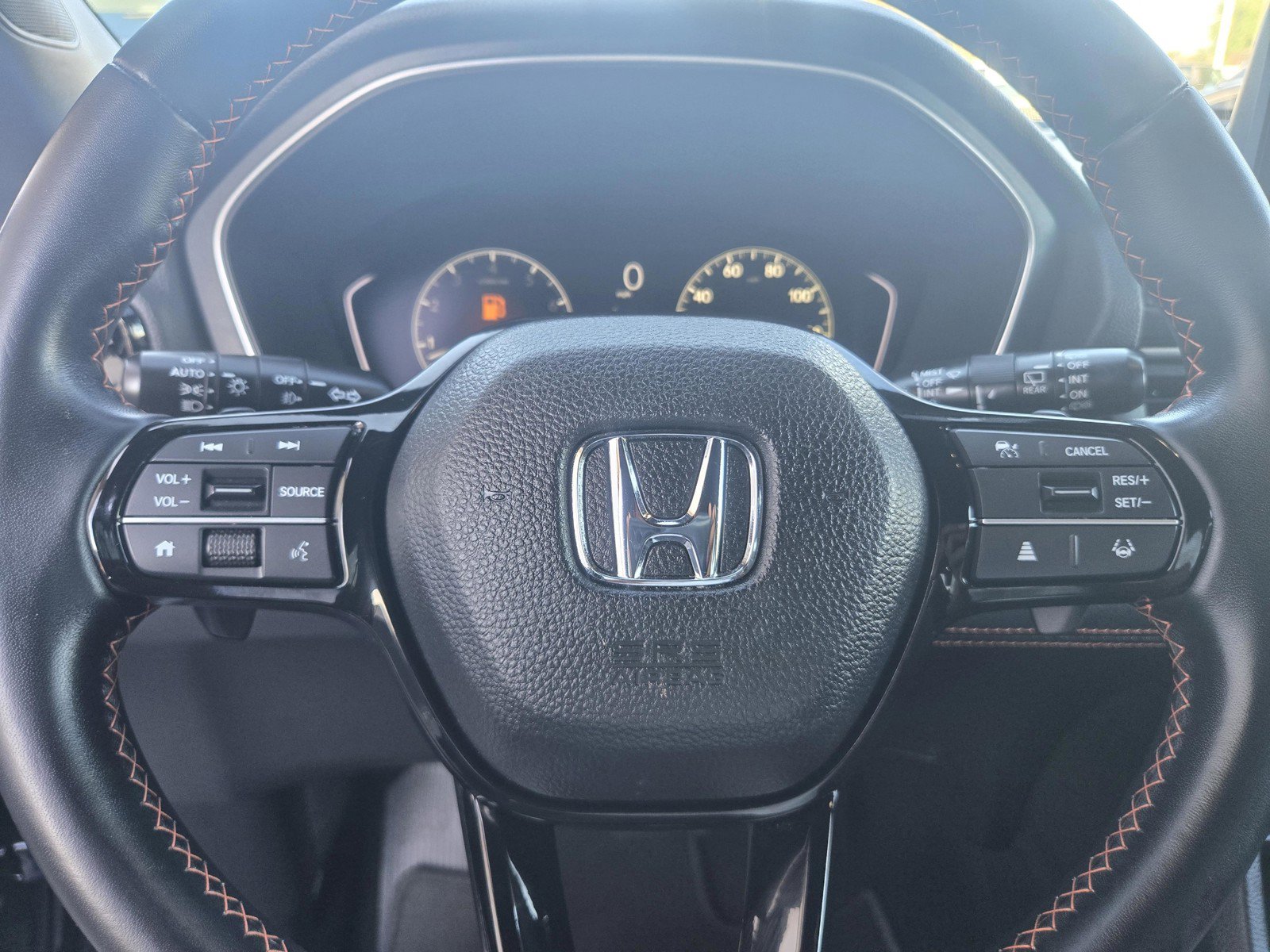 Used 2025 Honda Pilot Sport image 23
