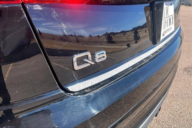 Used 2019 Audi Q8 Premium image 24