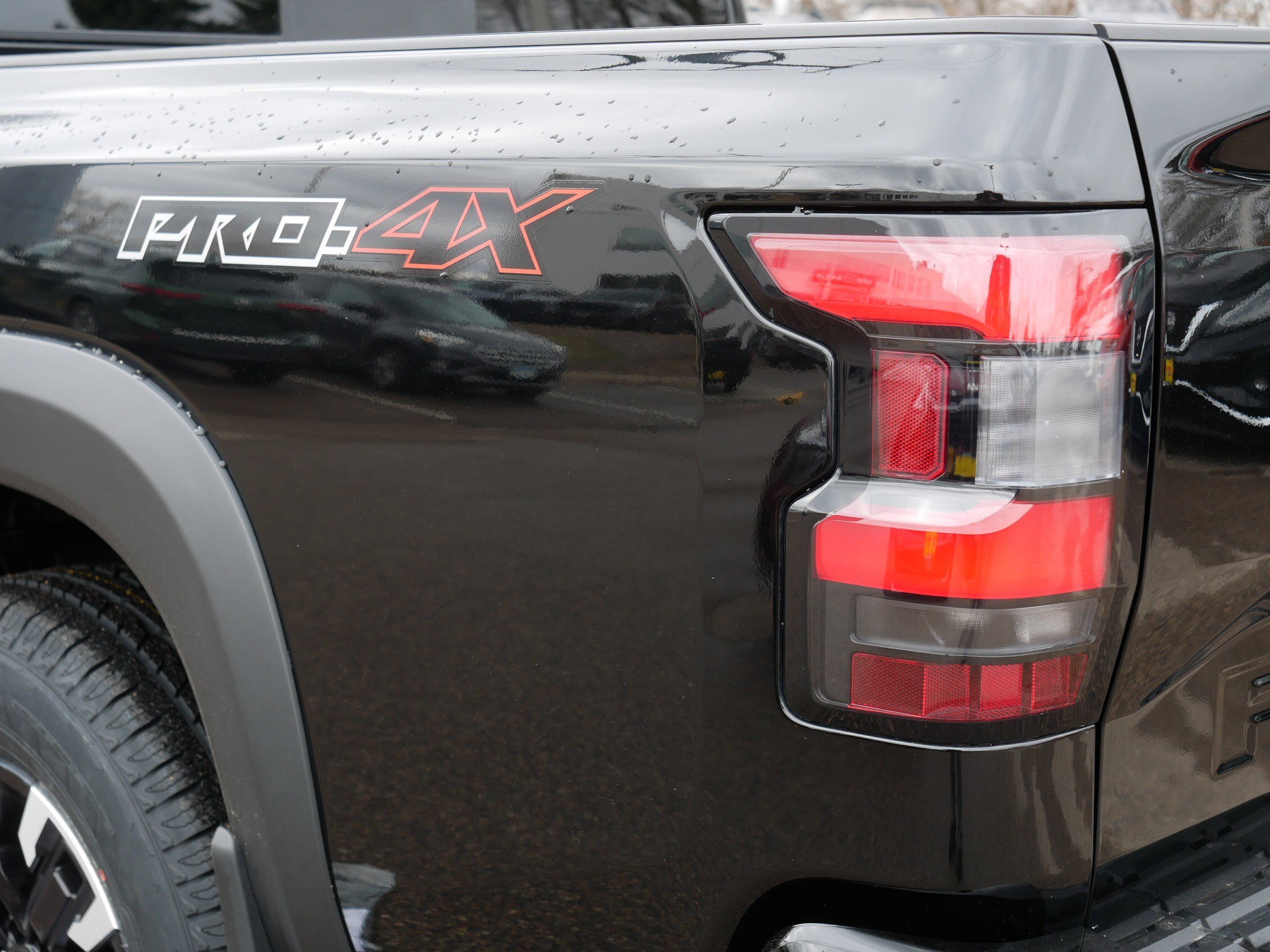 Certified 2022 Nissan Frontier PRO-4X image 17