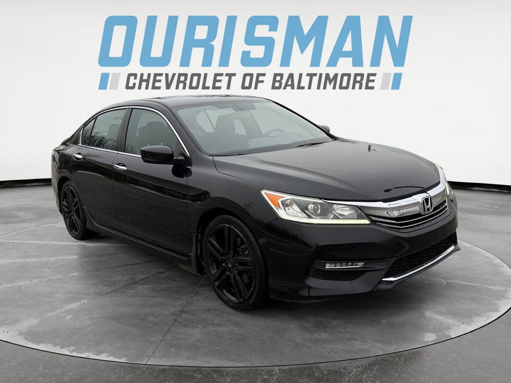 Used 2017 Honda Accord Sport image 1