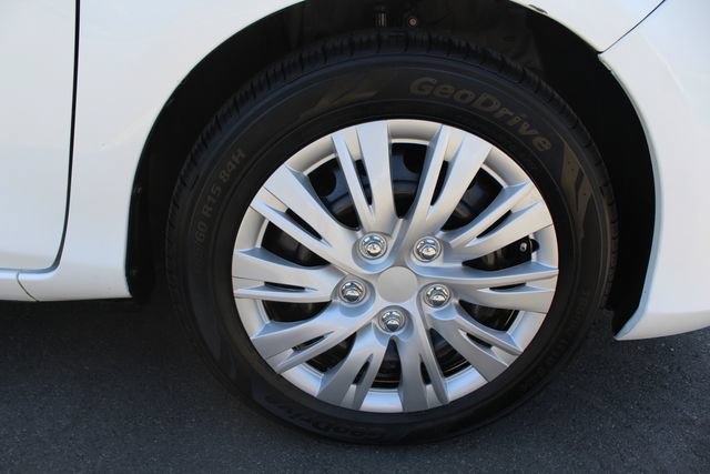 Used 2016 Toyota Yaris L FWD image 44