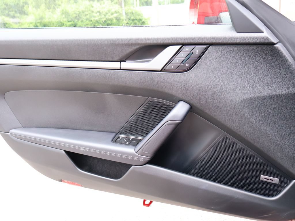 Certified 2025 Porsche 911 Carrera RWD image 29