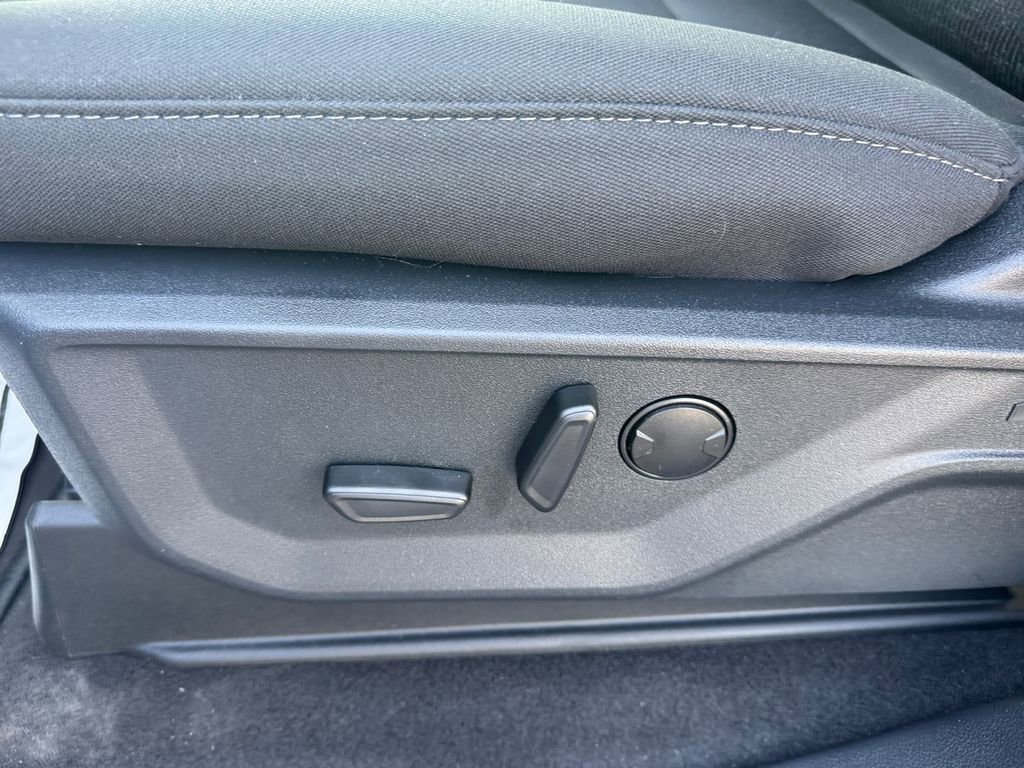 New 2026 Ford F150 XLT w/ Equipment Group 302A MID image 19