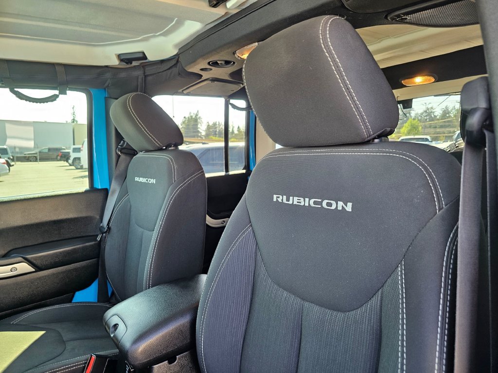 Used 2017 Jeep Wrangler Unlimited Rubicon w/ Connectivity Group AWD/4WD image 20
