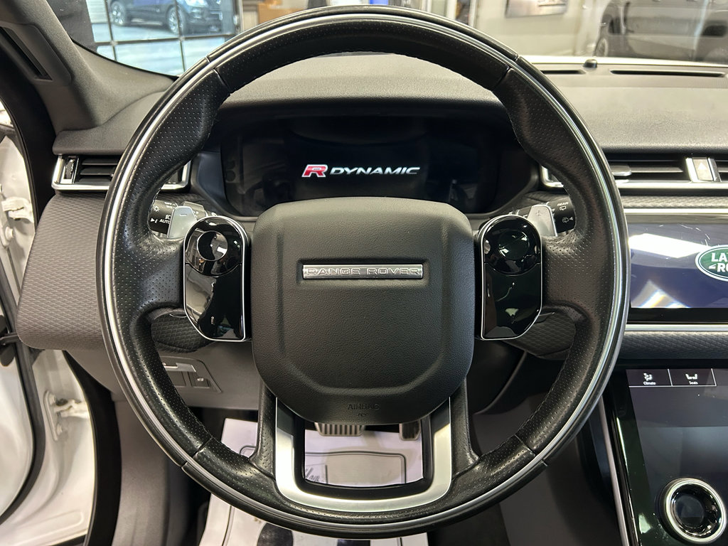 Used 2018 Land Rover Range Rover Velar R-Dynamic SE AWD/4WD image 9