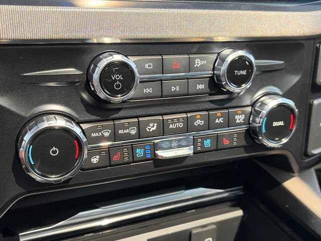 New 2027 Ford F450 Platinum w/ Platinum Plus Package AWD/4WD image 25