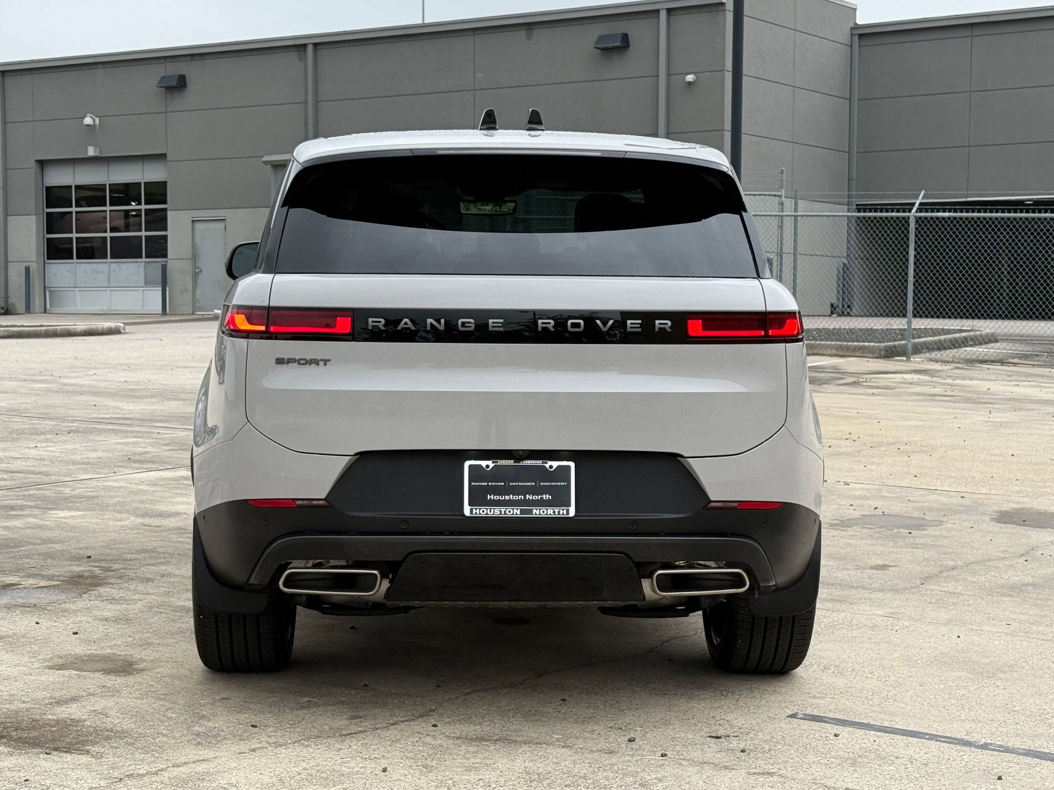 New 2026 Land Rover Range Rover Sport SE AWD/4WD image 10