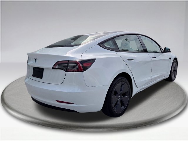 Used 2023 Tesla Model 3 Standard Range RWD image 11