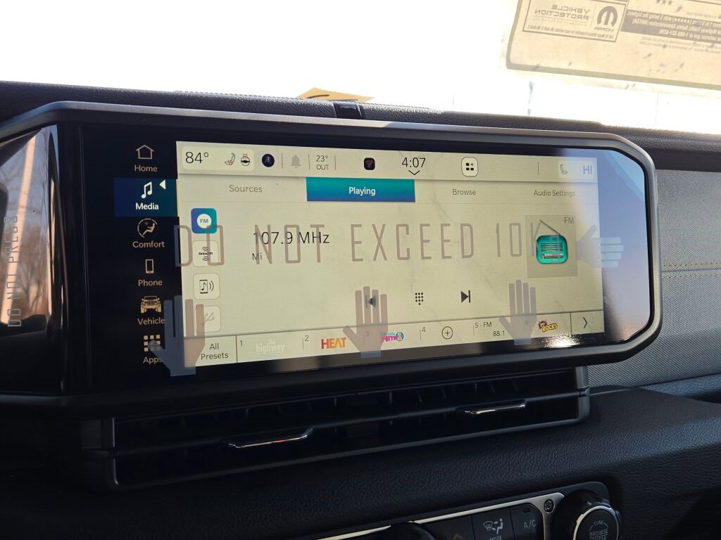 New 2025 Jeep Wrangler Sport S image 28