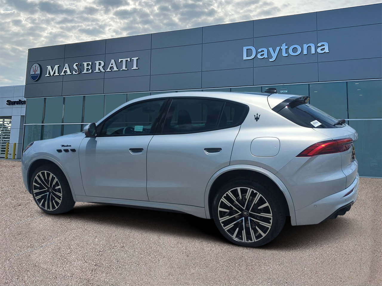 New 2025 Maserati Grecale Modena image 5