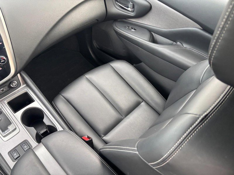 Used 2024 Nissan Murano SV w/ SV Midnight Edition Package image 14