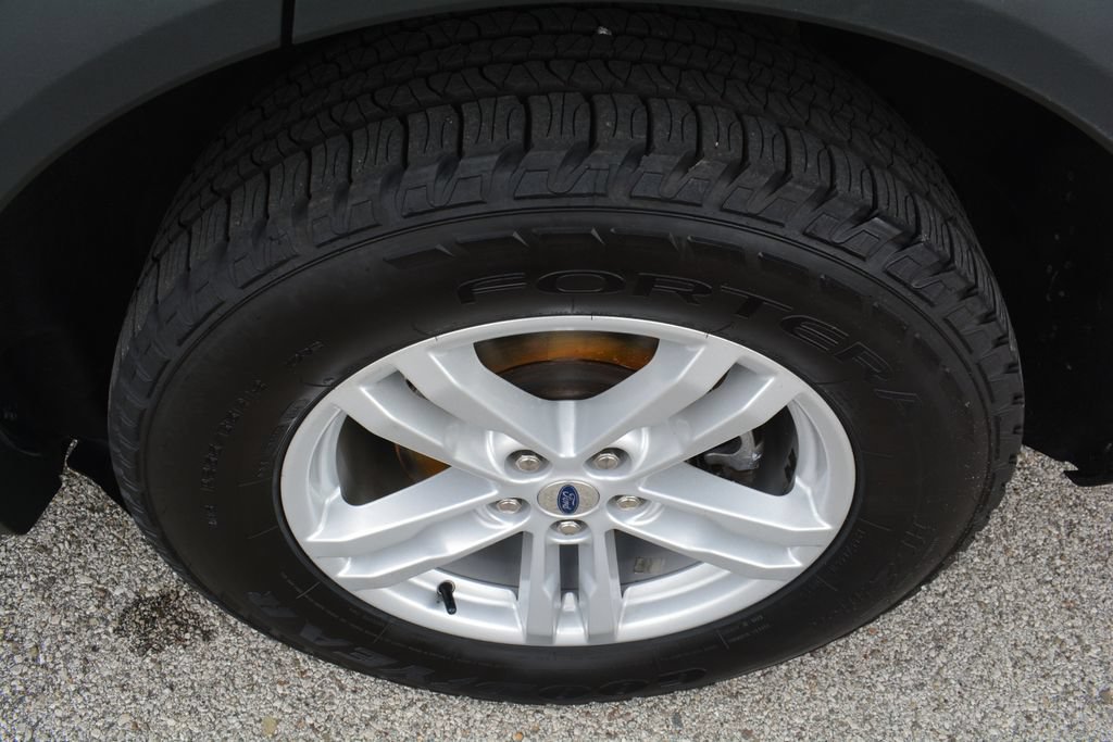 Used 2022 Ford Explorer XLT AWD/4WD image 26