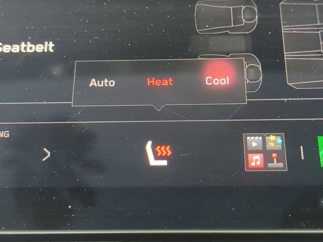 Used 2024 Tesla Cybertruck AWD Crew Cab image 24