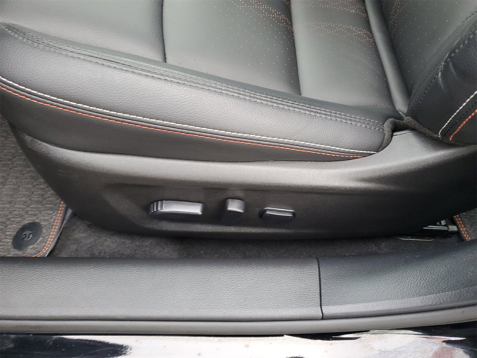 Used 2025 Nissan Altima 2.5 SR w/ SR Premium Package image 18