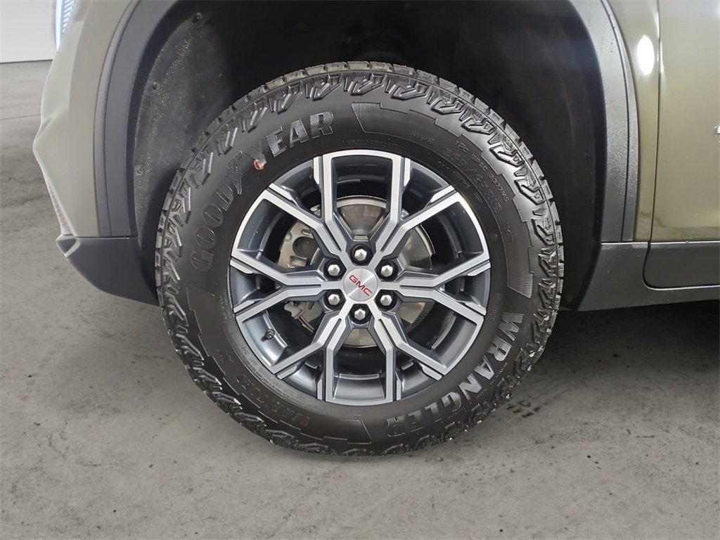 Certified 2025 GMC Acadia AT4 image 14