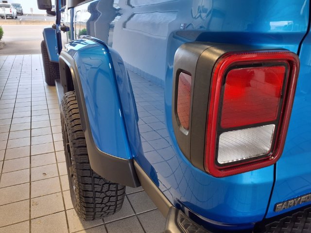 Used 2021 Jeep Gladiator Sport AWD/4WD image 10