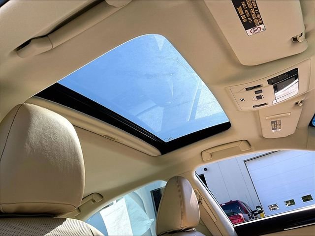 Used 2017 Lexus ES 350 w/ Luxury Package FWD image 18
