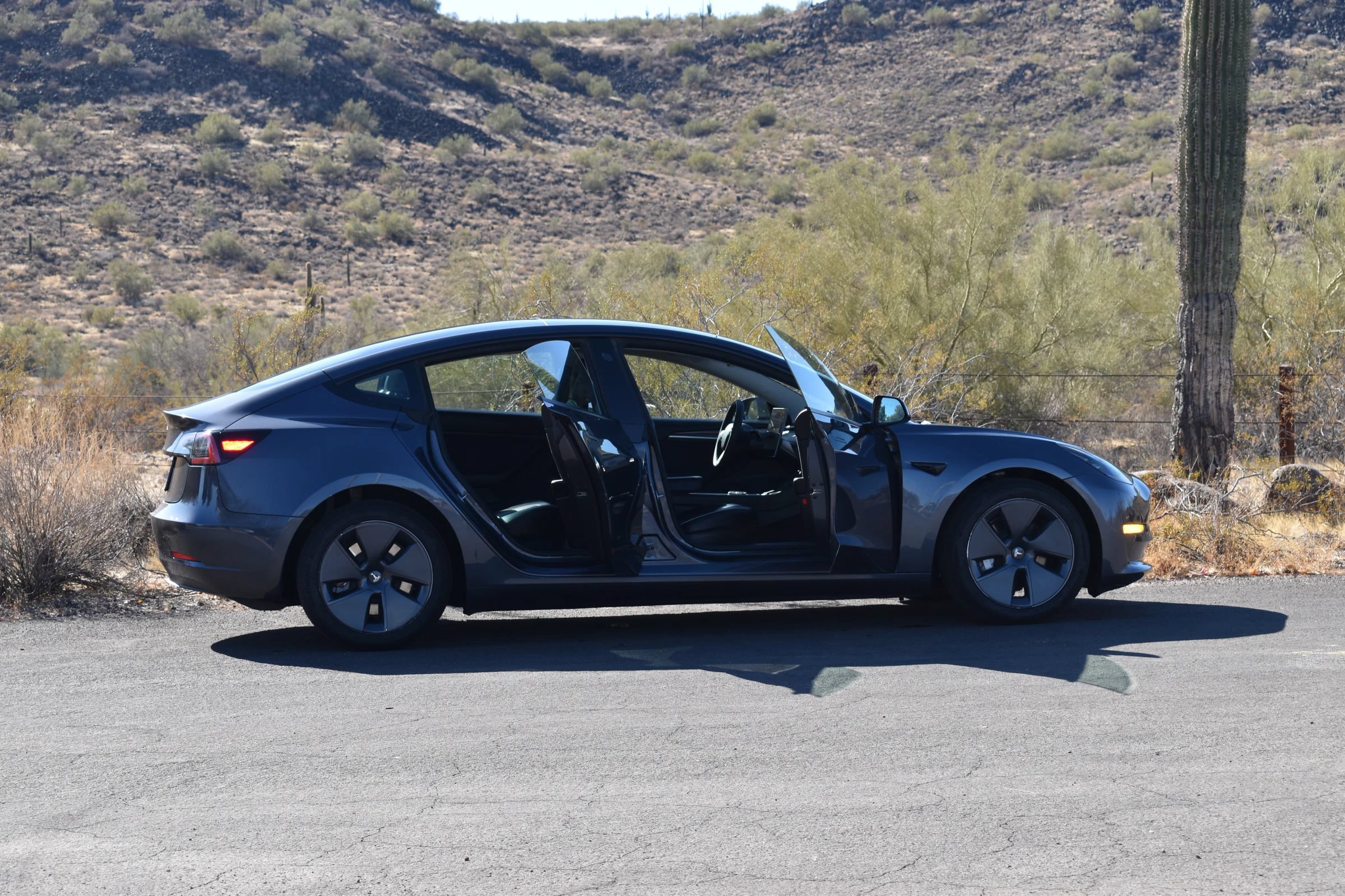 Used 2023 Tesla Model 3 Standard Range RWD image 9