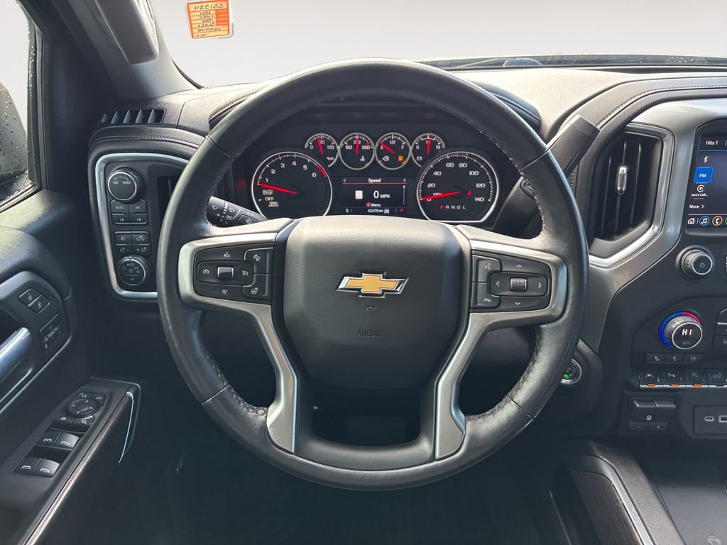 Used 2021 Chevrolet Silverado 1500 LTZ w/ LTZ Premium Package AWD/4WD image 15