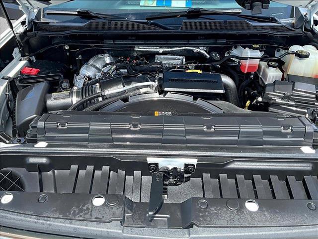 Used 2023 Chevrolet Silverado 3500 High Country w/ Z71 Off-Road Package AWD/4WD image 9
