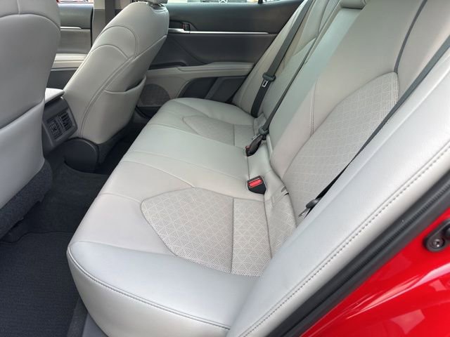 Used 2021 Toyota Camry XSE image 22