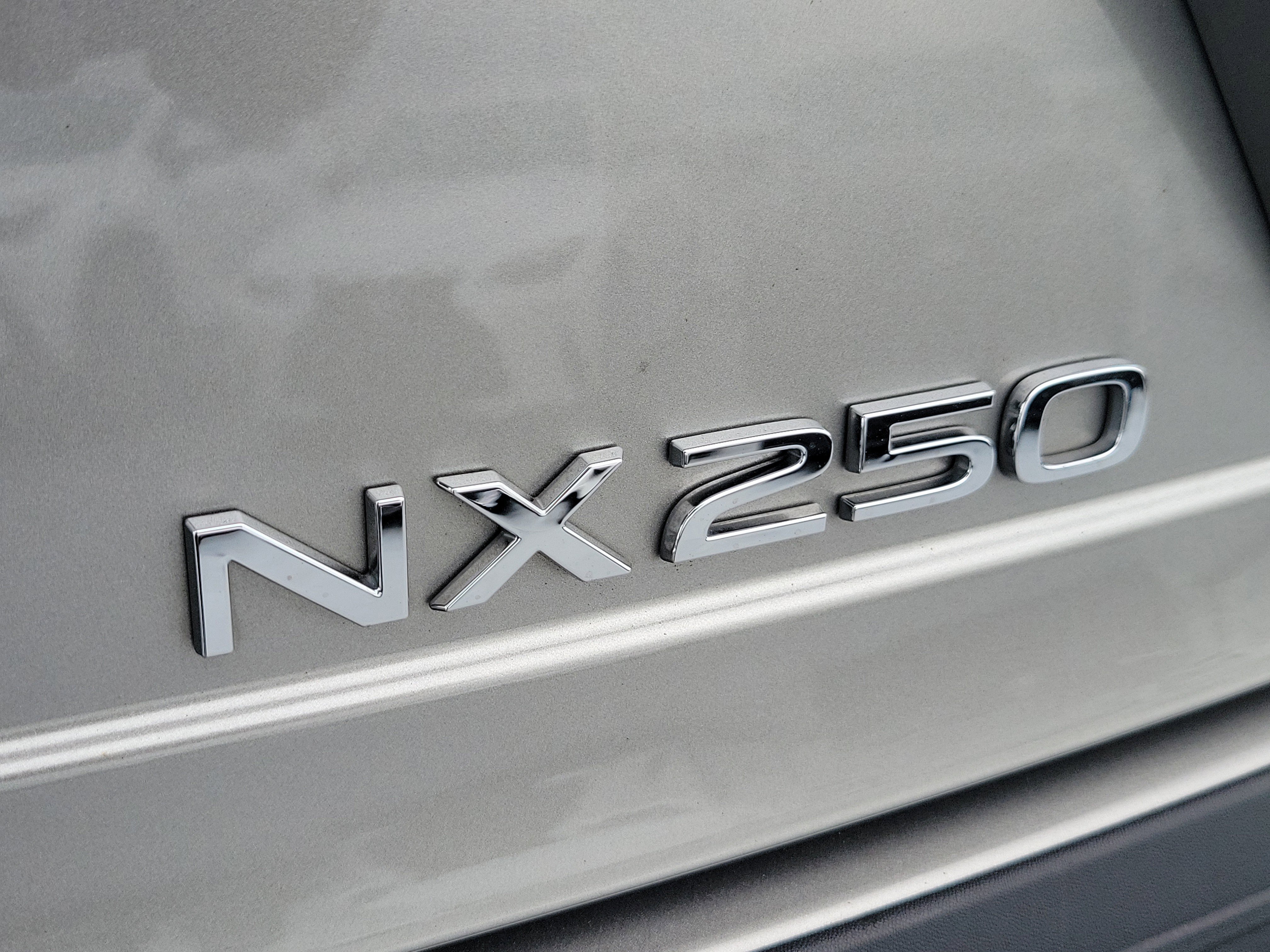 Used 2024 Lexus NX 250 FWD w/ Towing Package (2000 Lbs) image 8