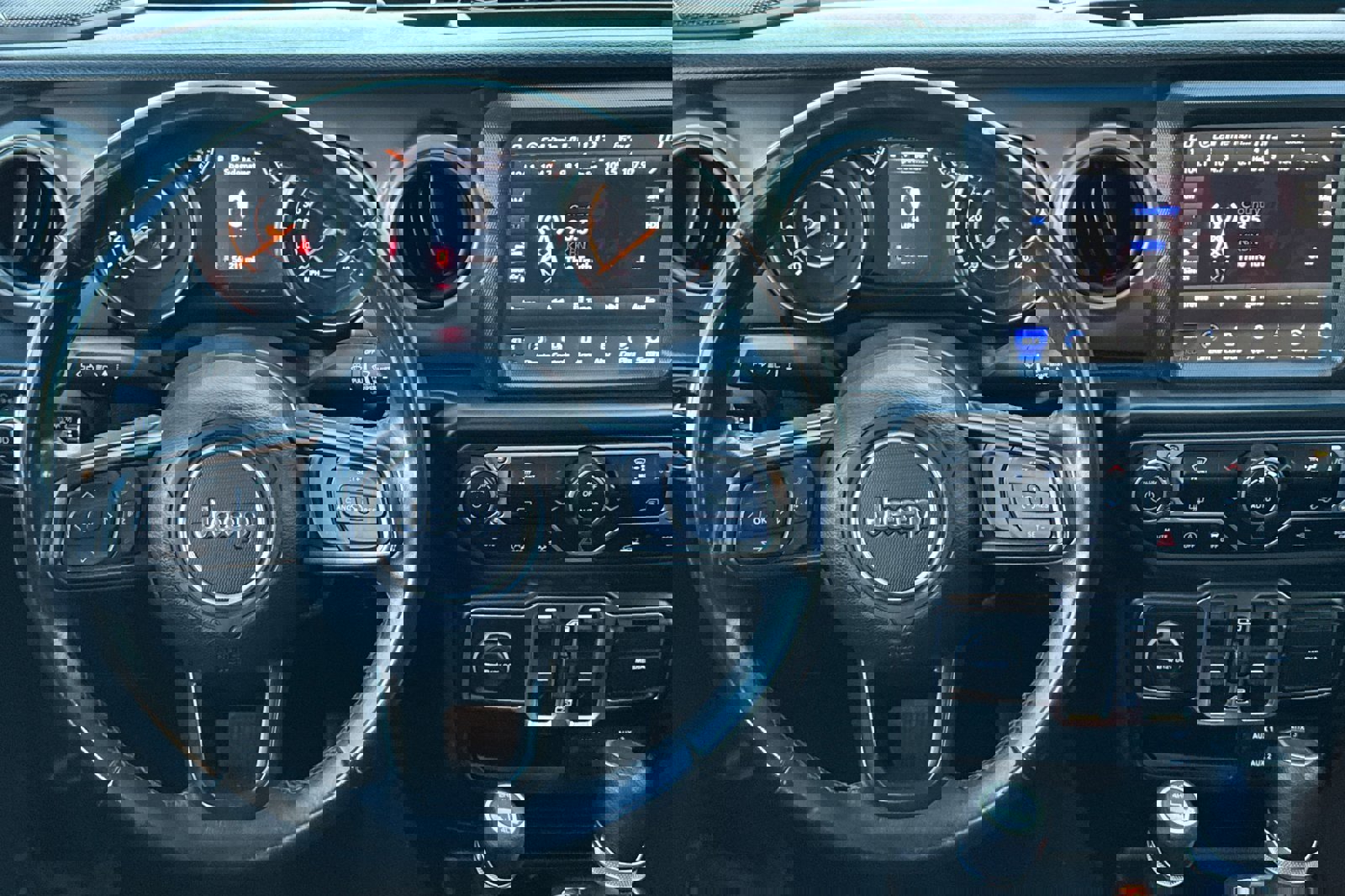 Used 2022 Jeep Gladiator Sport image 15