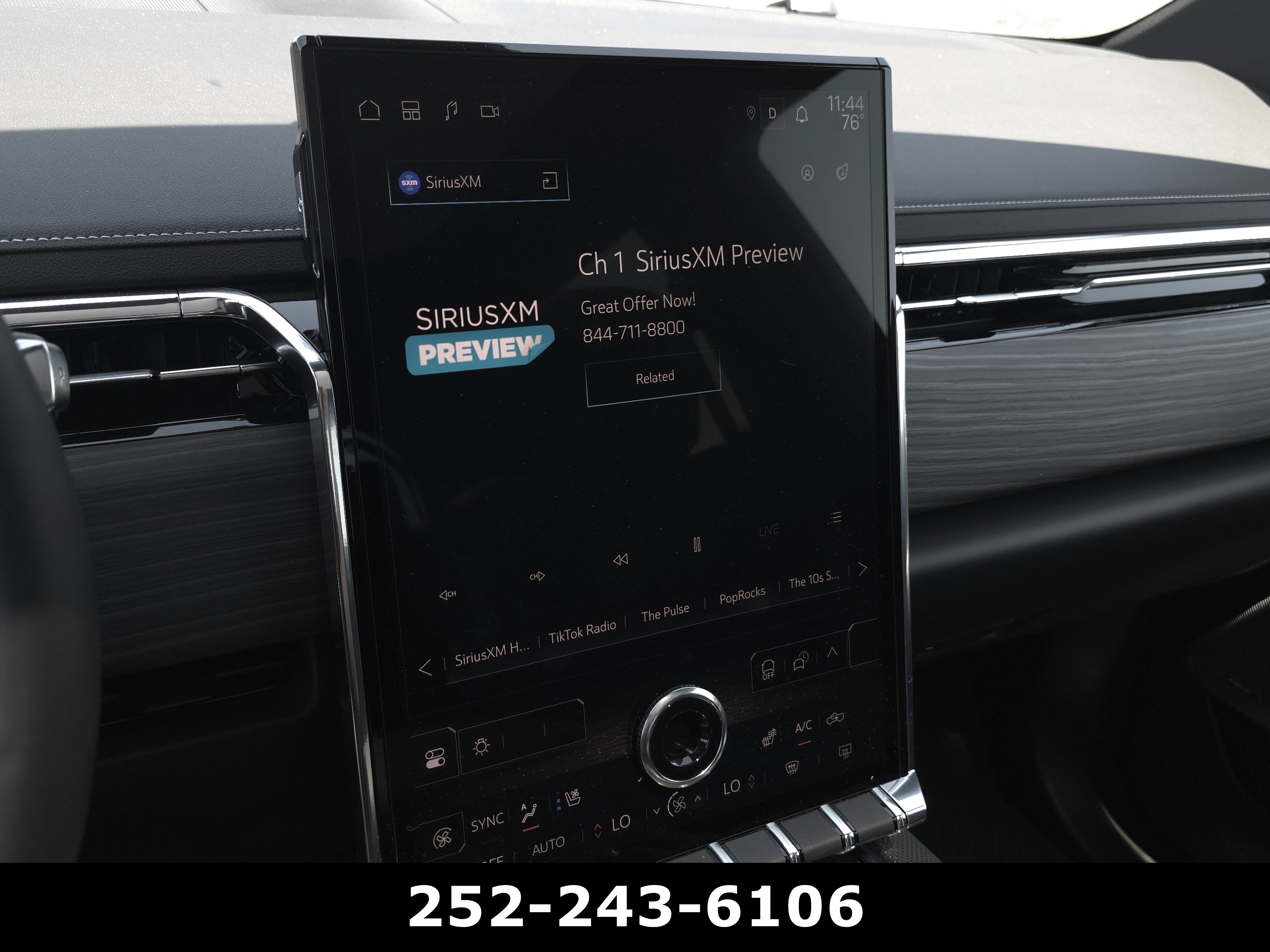 Used 2025 GMC Sierra EV Denali AWD/4WD image 14
