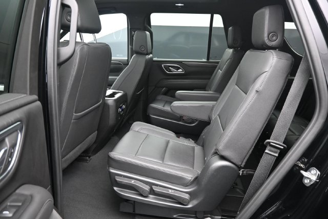 Used 2023 Chevrolet Tahoe LT w/ LT Signature Plus Package AWD/4WD image 17