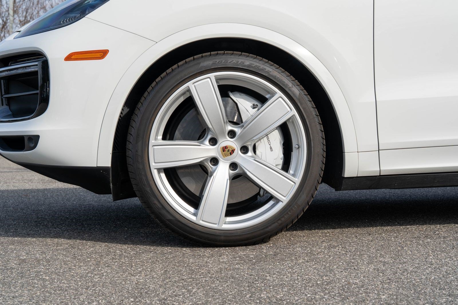 Certified 2023 Porsche Cayenne Turbo AWD/4WD image 12
