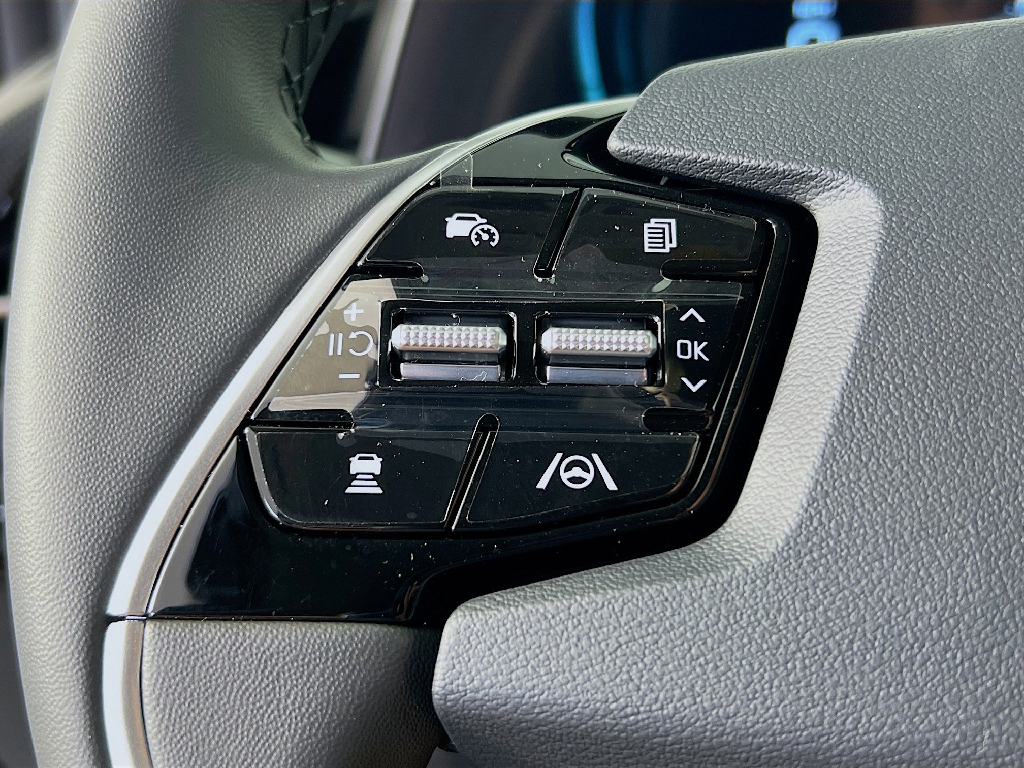 New 2025 Kia Niro EX image 15