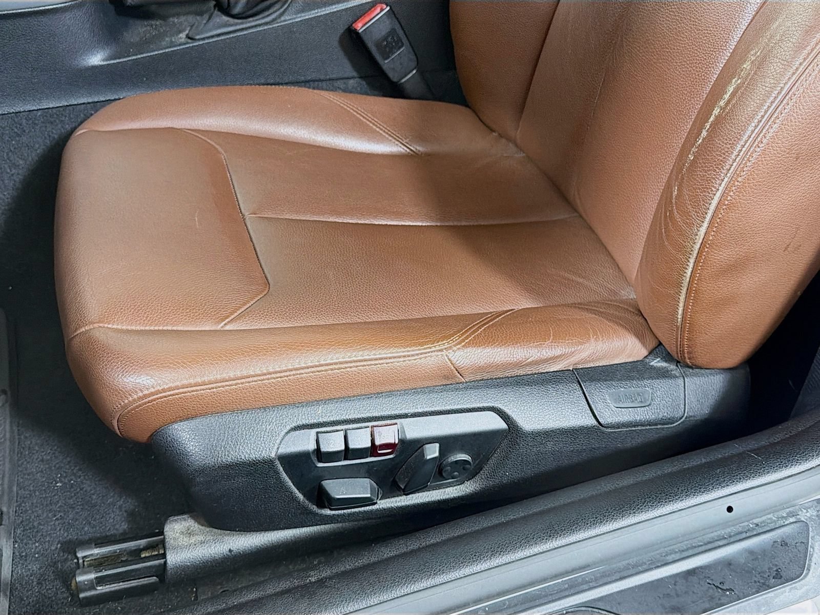 Used 2015 BMW 228i xDrive Convertible AWD/4WD image 31